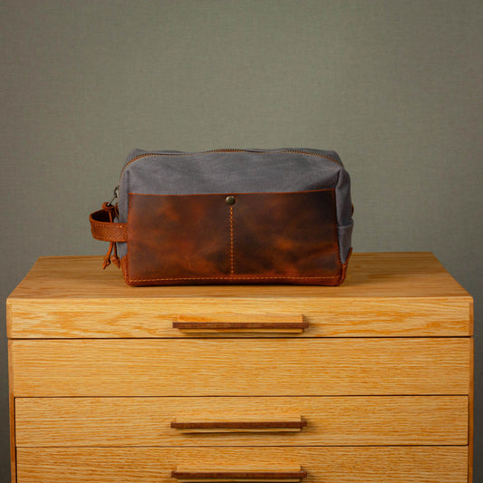 Dopp Kit / Medium-Large / Ash Gray