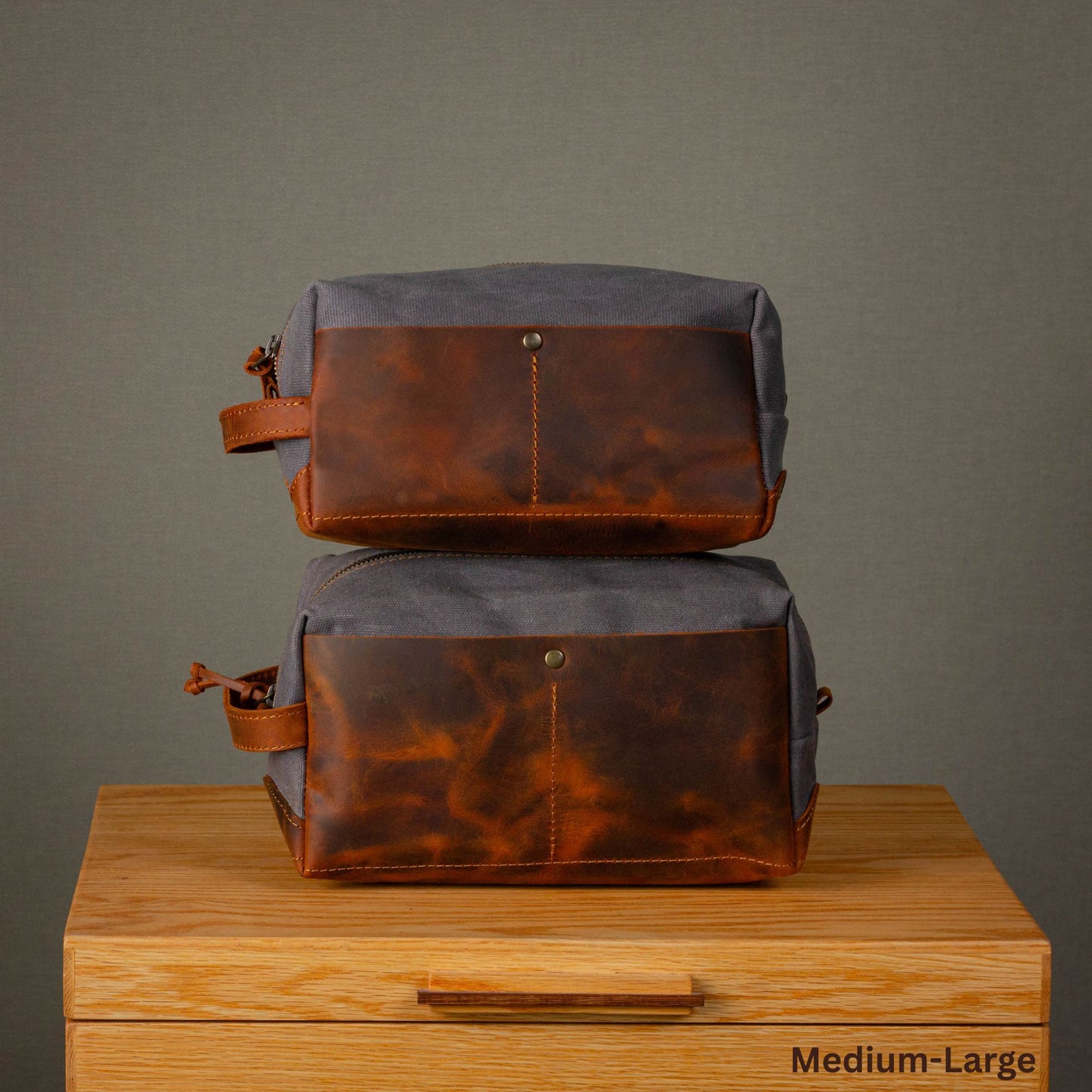 Dopp Kit / Medium-Large / Asphalt Black