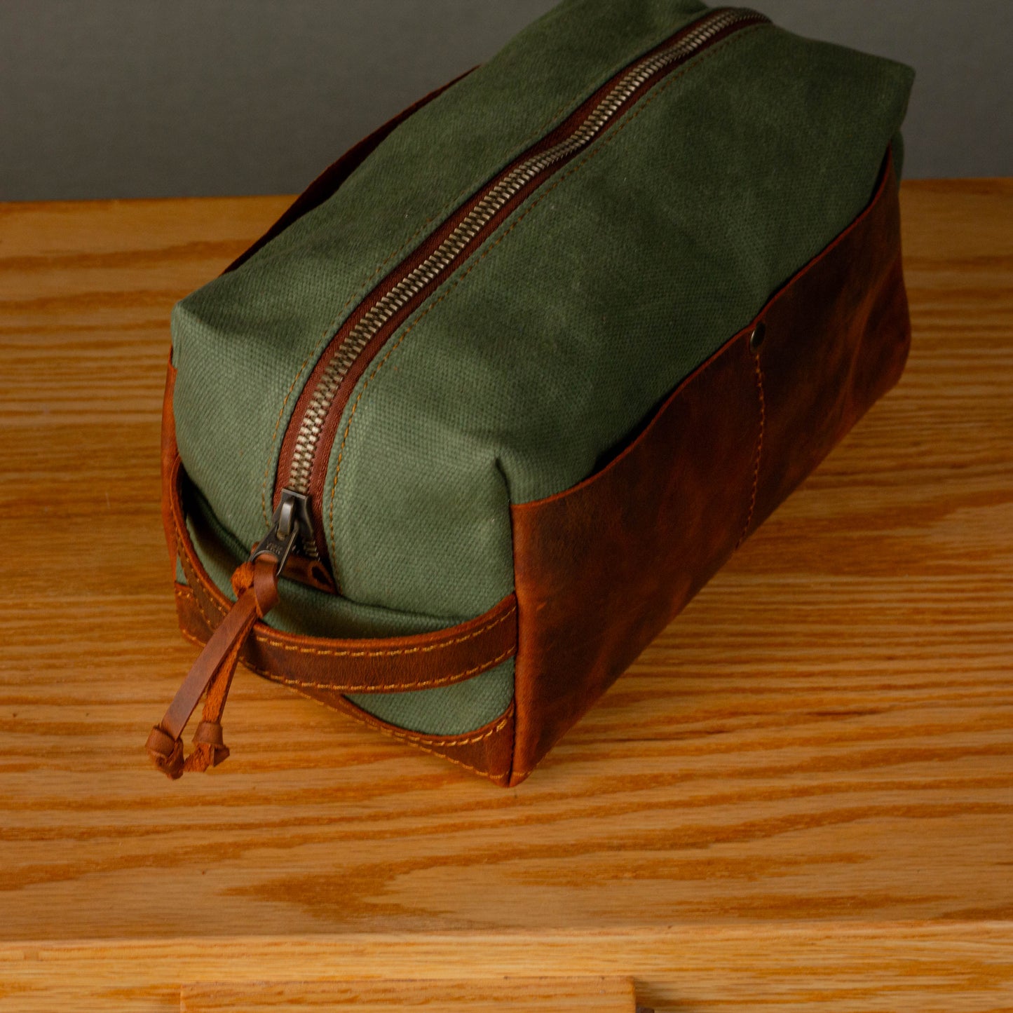 Dopp Kit / Medium-Large / Forest Green
