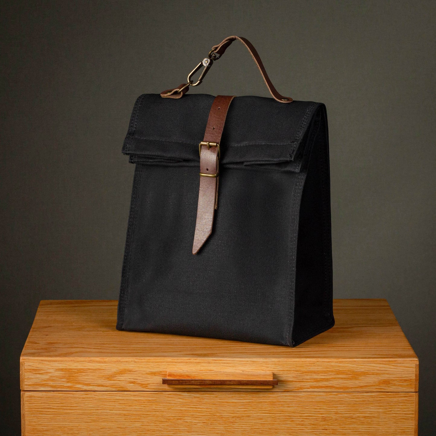 Lunch Bag / Asphalt Black