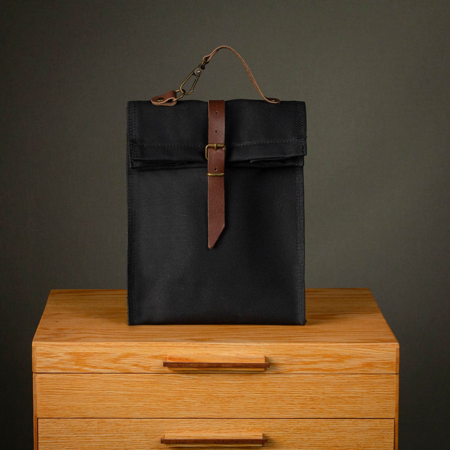 Lunch Bag / Asphalt Black