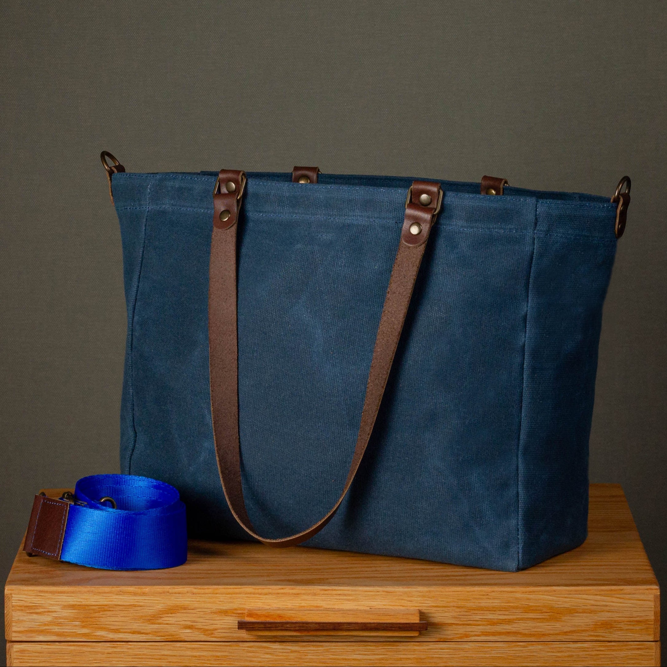 Modern Tote Bag Regular Midnight Blue | Canvas Everyday Bag – semique.com